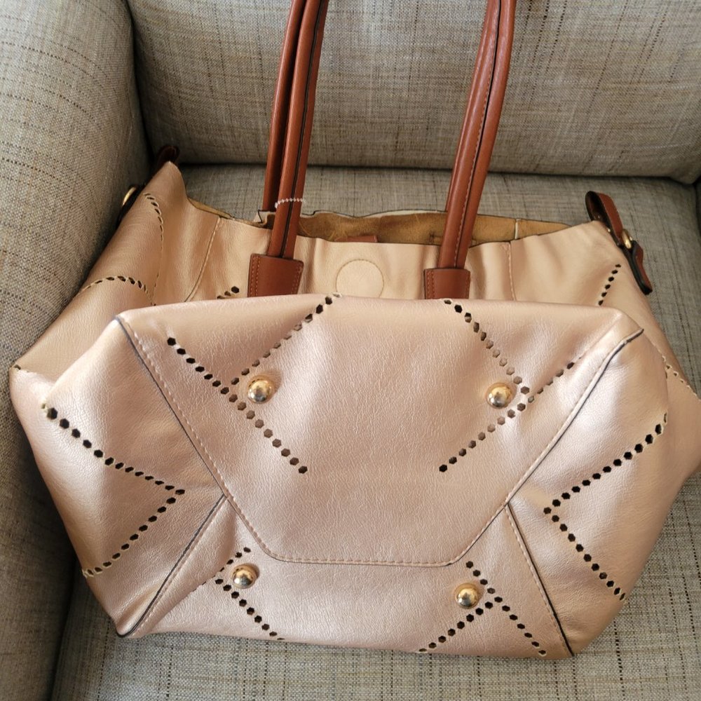 Louenhide Bag - Large in like new condition! - Picture 4 of 5